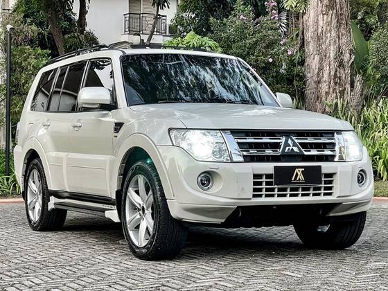 MITSUBISHI PAJERO FULL 3.2 HPE 4X4 16V TURBO INTERCOOLER DIESEL 4P AUTOMÁTICO MITSUBISHI PAJERO FULL 3.2 HPE 4X4 16V TURBO INTERCOOLER DIESEL 4P AUTOMÁTICO